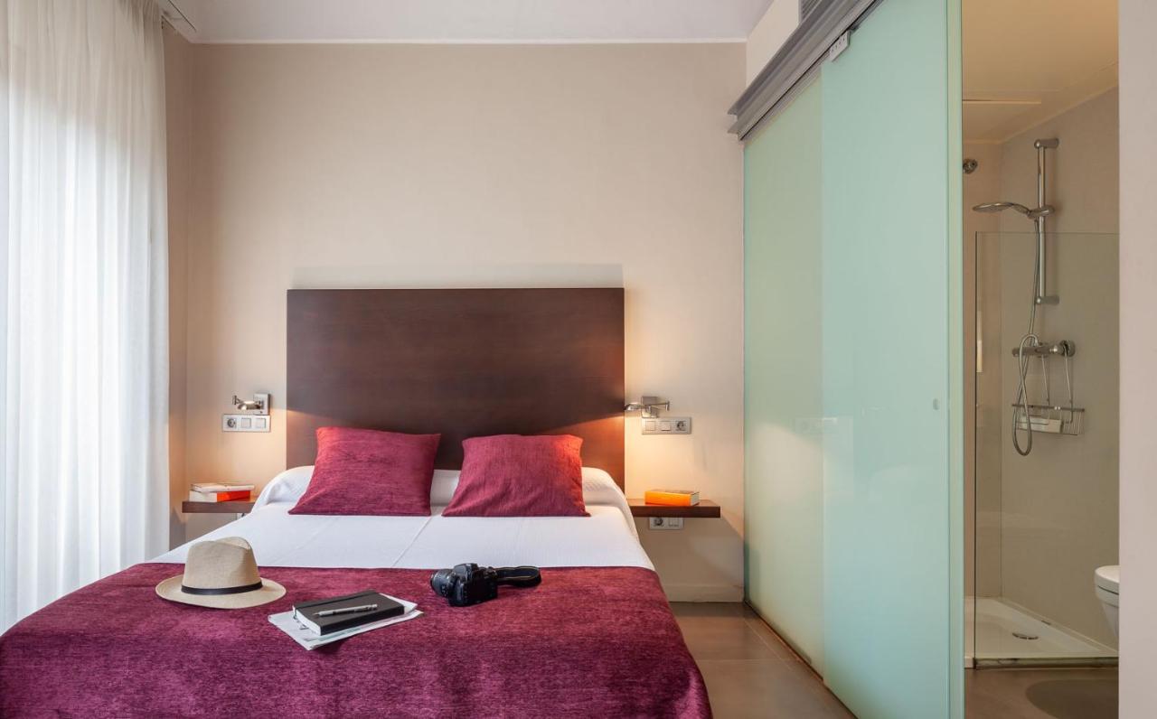 Casa Marcial (Adults Only) Hotell Besalú Exteriör bild